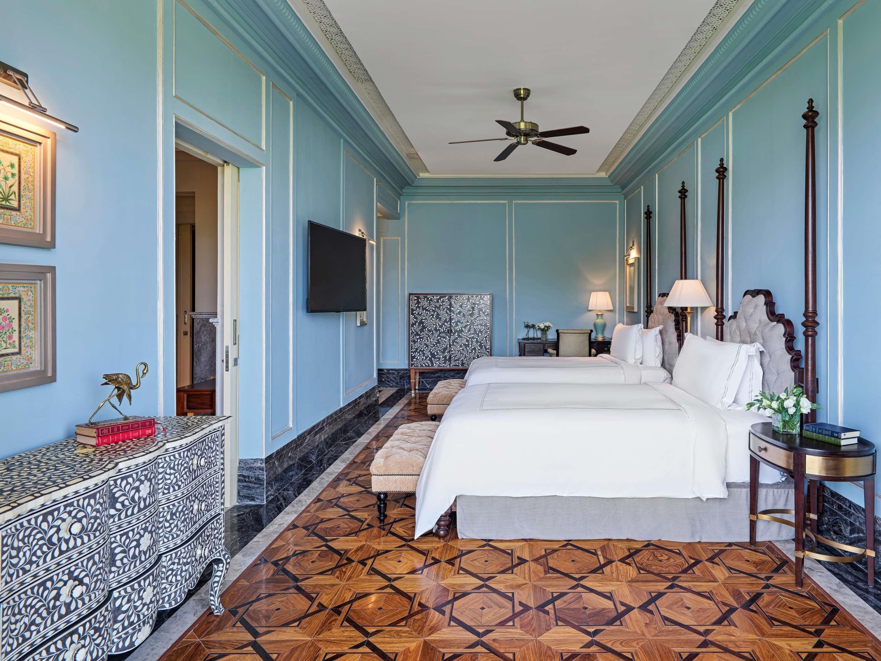 Flamingo Signature Room with Garden Twin Bed