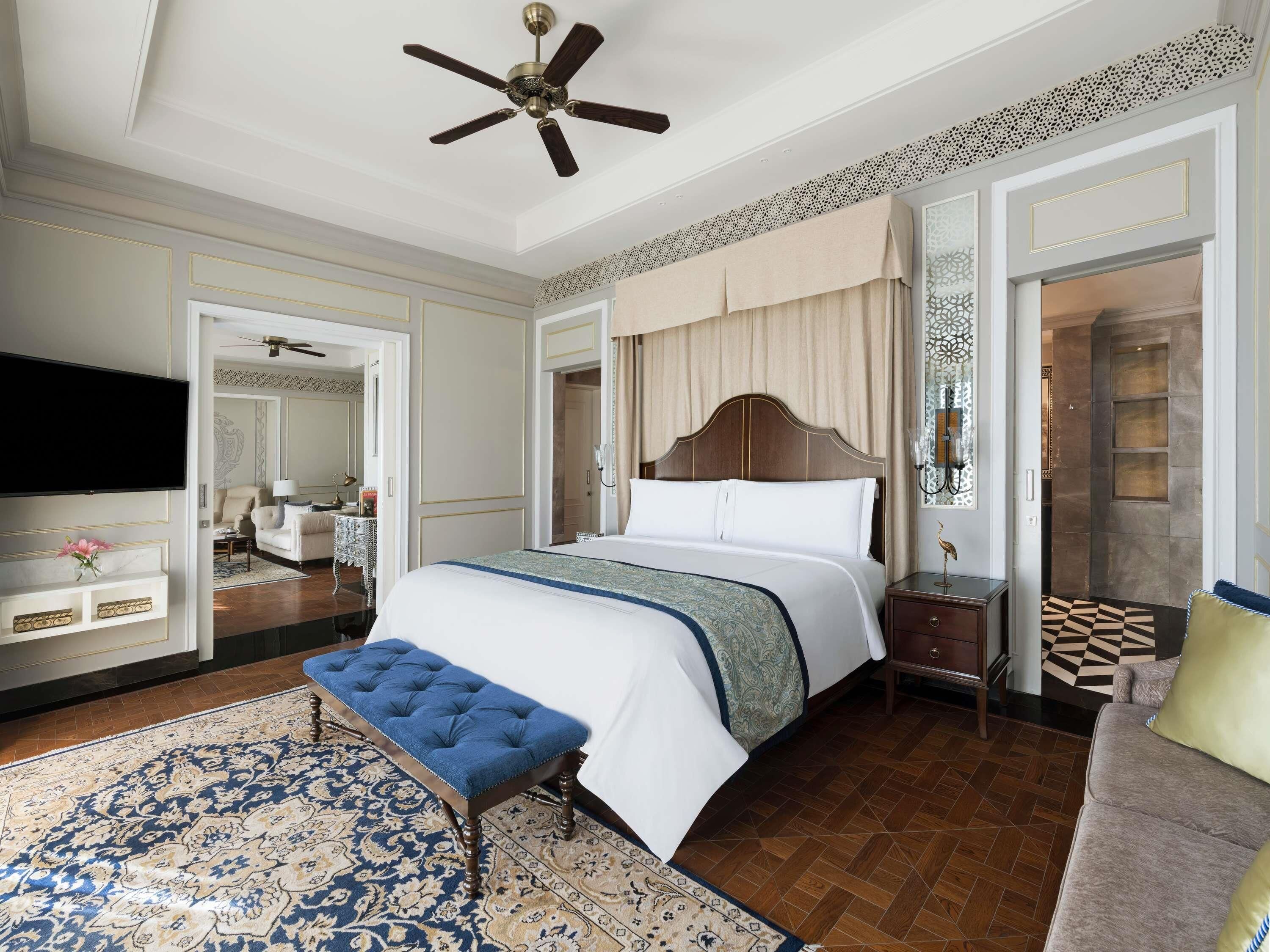 Sábanas de algodón egipcio, ropa de cama de alta calidad y minibar 