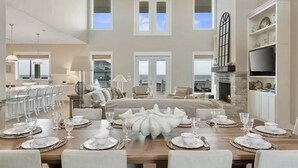 House, 6 Bedrooms | Living room | Smart TV, streaming services - Ryan's Seacrest 6 Bedroom Home (Port Bolivar)