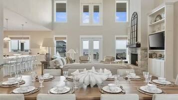 Rumah, 6 kamar tidur | Ruang keluarga