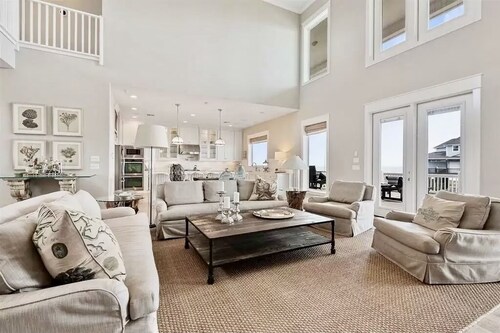 Ryan's Seacrest 6 Bedroom Home