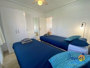 3 chambres, fer et planche Ă repasser, Wi-Fi, draps fournis