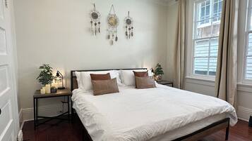 3 bedrooms, iron/ironing board, free WiFi, bed sheets