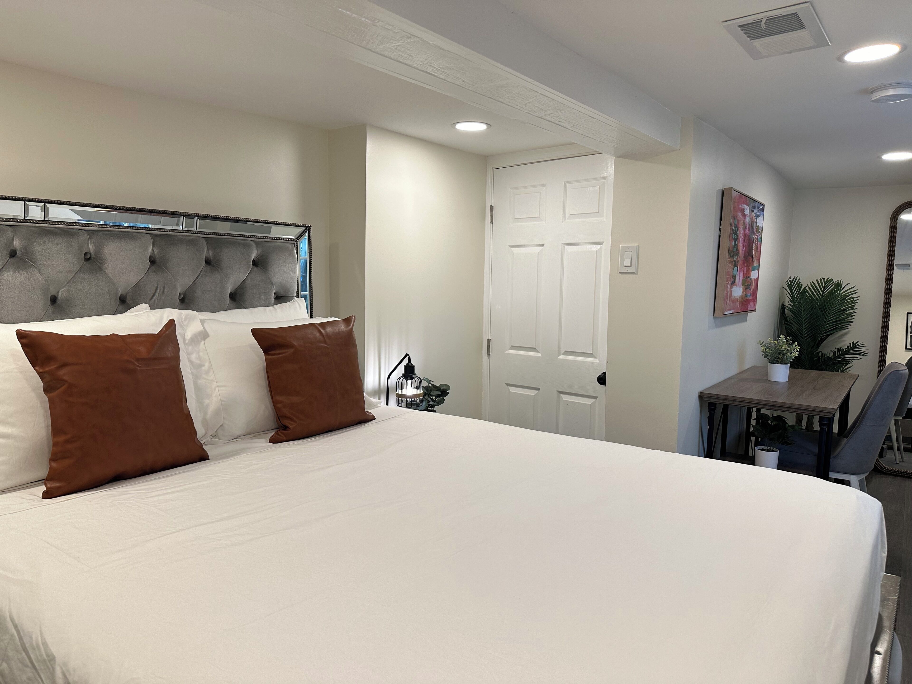 3 soverom, strykejern/-brett, wi-fi (inkludert) og sengetøy