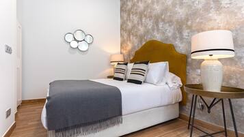 2 slaapkamers, een strijkplank/strijkijzer, wifi, beddengoed