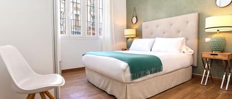 3 عدّة غرف نوم ومكواة/لوح كي وواي فاي وملاءات أسرّة