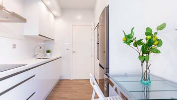 Frigorífic, microones, forn i rentaplats