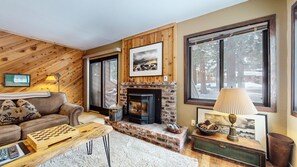 TV, fireplace, stereo
