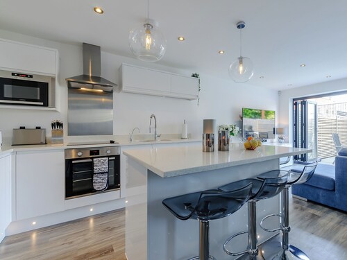 3 bedroom accommodation in Whitstable