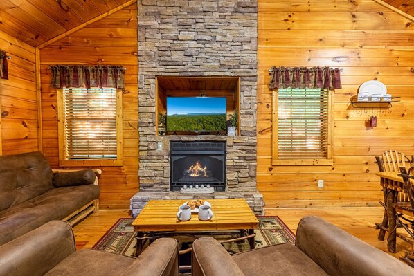 Smart TV, fireplace, streaming services