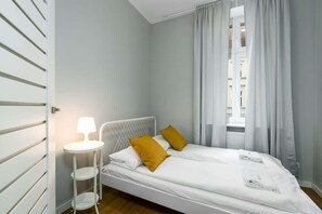 2 bedrooms, iron/ironing board, WiFi, bed sheets - Garbary 59 Poznań | Perfect Apartment for Large Families | 2 bedrooms (Poznan)