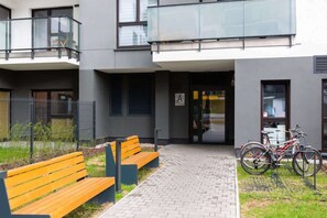 Exterior - Skierniewicka 34A | Warsaw | Pastel Apartment | A/C | Parking (Warszawa)