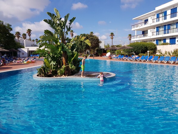 Piscina externa
