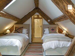 4 chambres, Wi-Fi gratuit, draps fournis