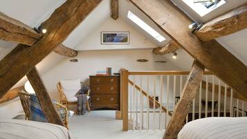 4 Schlafzimmer, kostenloses WLAN, Bettwäsche