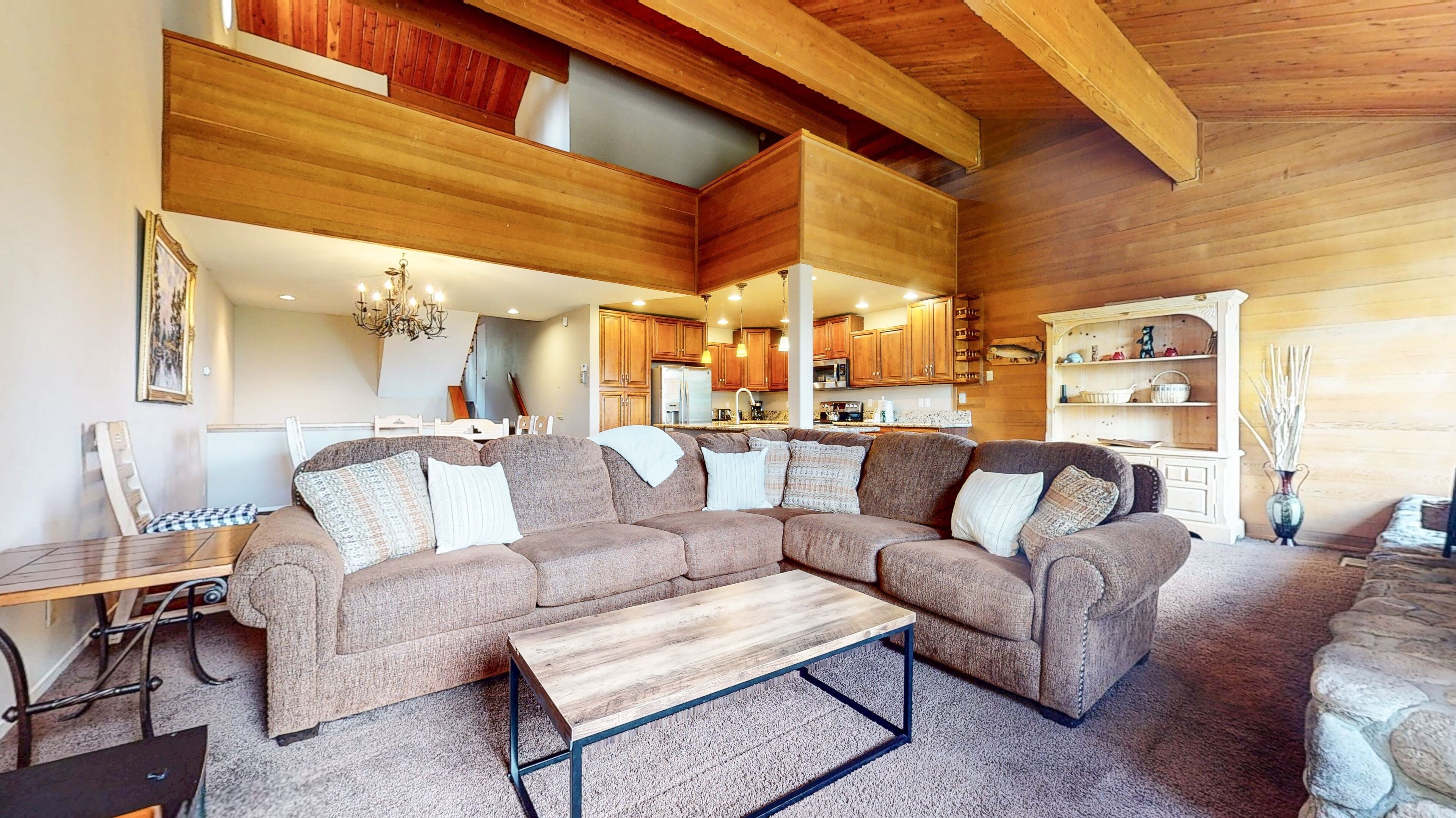 TV, fireplace, DVD player