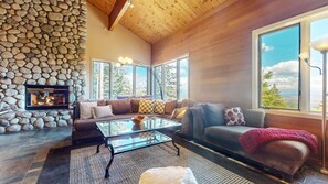 TV, Netflix, DVD player, streaming services