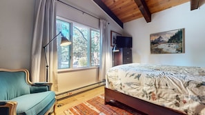 4 bedrooms, WiFi, bed sheets