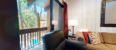 Televisio, takka, DVD-soitin