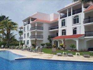 Alberca al aire libre 