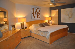 5 bedrooms, free WiFi, bed sheets