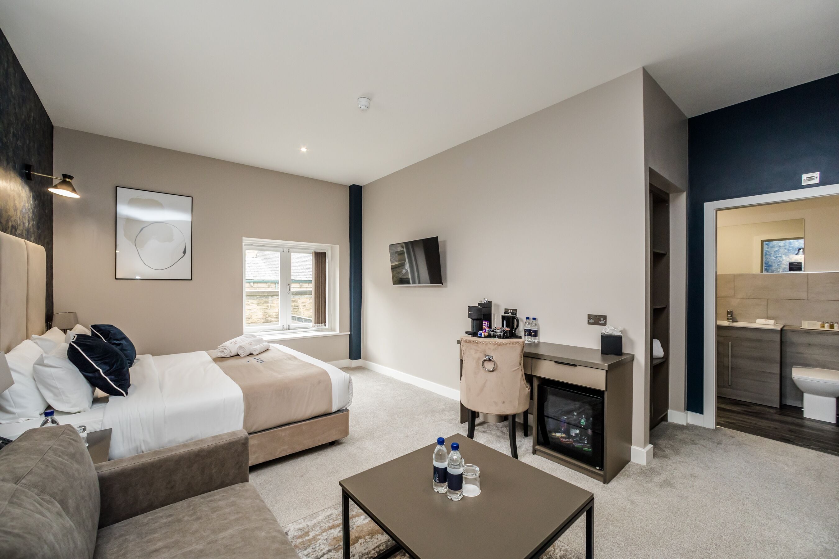 Suite, Ensuite (Navy ) | 1 bedroom