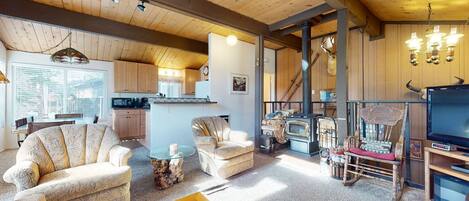 TV, fireplace, DVD player