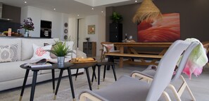 Leilighet, flere senger | Oppholdsrom | En 30-tommers TV med digitale kanaler