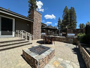 Terrace/patio - Chamonix 94 Cozy Townhouse with Great Complex Amenities, Walk to Canyon Lodge by RedAwning (Mammoth Lakes)