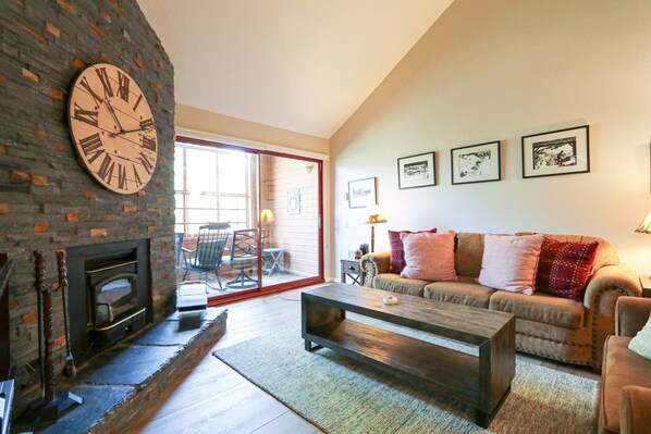TV, fireplace, DVD player, stereo
