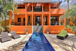 Pool - Lush Privacy, Rooftop, Pool & A/C & walking to Tamarindo (Tamarindo)
