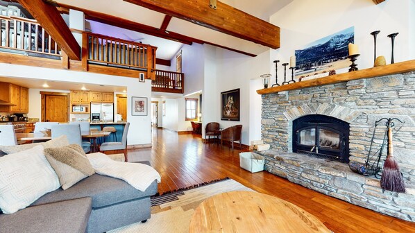 TV, fireplace, DVD player, offices