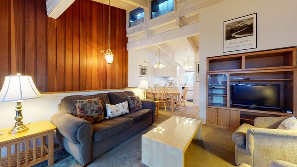 Televisio, takka, pöytätennispöytä