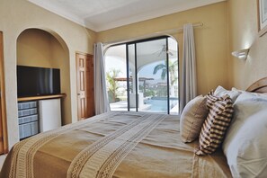 3 chambres, fer et planche à repasser, Wi-Fi gratuit, draps fournis