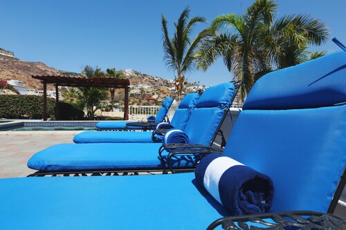 Marina Views and Closest Home to Town in Pedregal! Sleeps max 8 