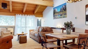 TV, fireplace, DVD player