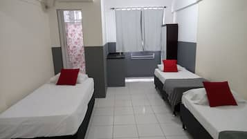 Kamar Triple Standar | Wi-Fi gratis dan seprai linen