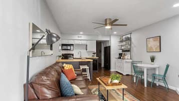 TV, fireplace, offices