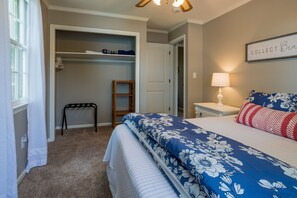 4 quartos, Wi-Fi de cortesia, roupa de cama