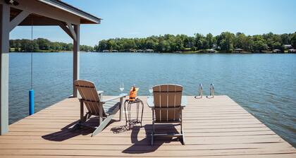 Fabulous 4-BR, 2.5 Bath Lakefront Home with Outstanding Amenities