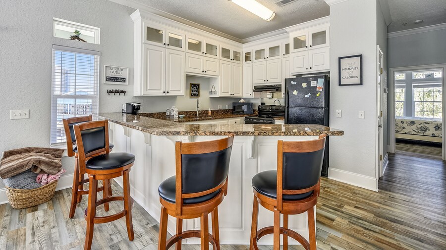 C Dreams by Book That Condo