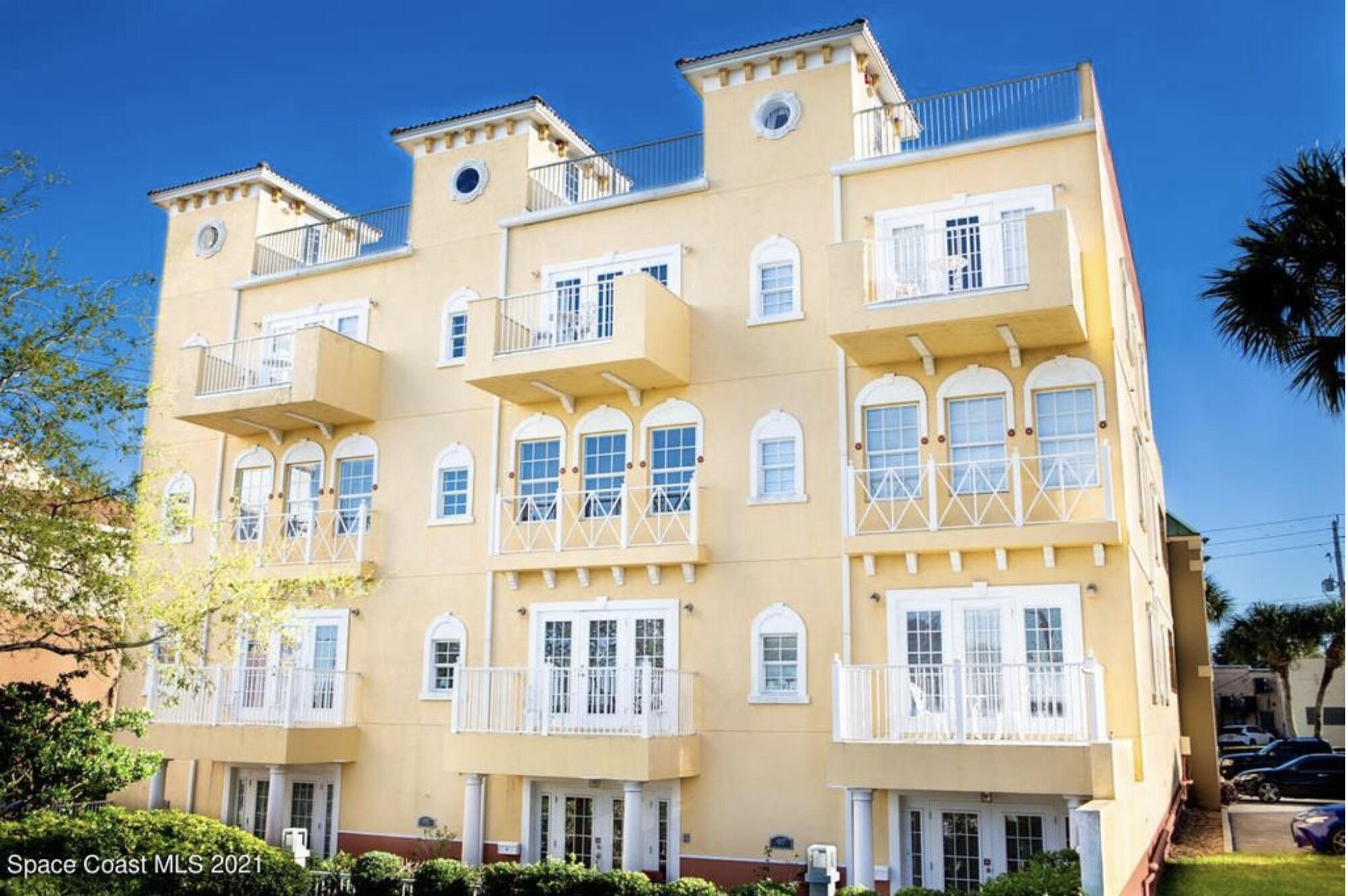 5000 Sq Ft Cocoa Village Waterfront Townhome