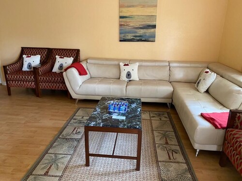 Your Warm and Cozy Guest Home Close To Major Central Florida Attractions
