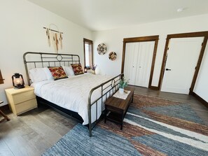 4 Schlafzimmer, Bügeleisen/Bügelbrett, Reisekinderbett, kostenloses WLAN