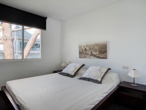 2 bedrooms, iron/ironing board, WiFi, bed sheets - APARTMENT WITH POOL, GARAGE, WIFI AND CAPACITY FOR 5 PEOPLE (Platja d'Aro)