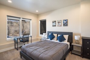 4 habitaciones, escritorio, wifi gratis y ropa de cama 