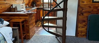 Cedar A Frame Chalet Cabin 2 ubicado en el lago Patoka en el sur de Indiana