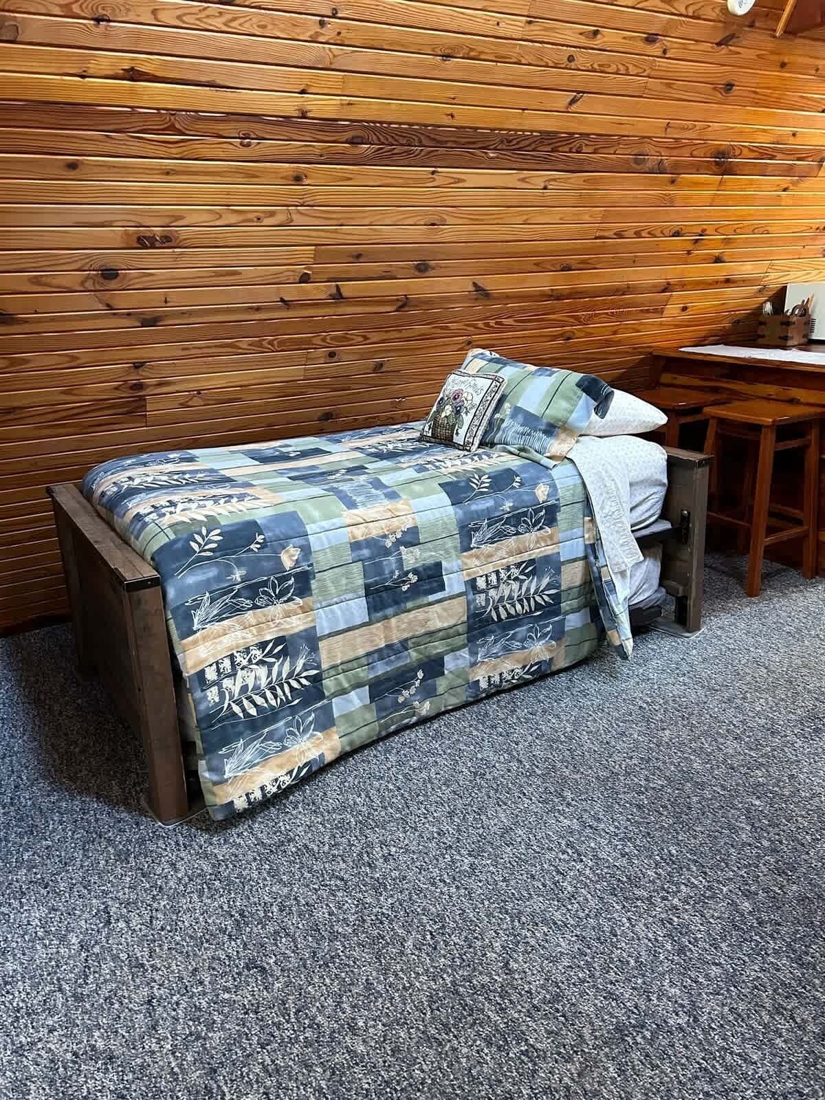 1 bedroom, travel crib, free WiFi, bed sheets