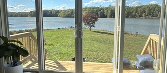 Whippoorwill Cottage - Dock, Fire Pit, Boat Launch, Spectacular Views