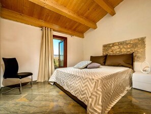 5 camere, ferro/asse da stiro, Wi-Fi
